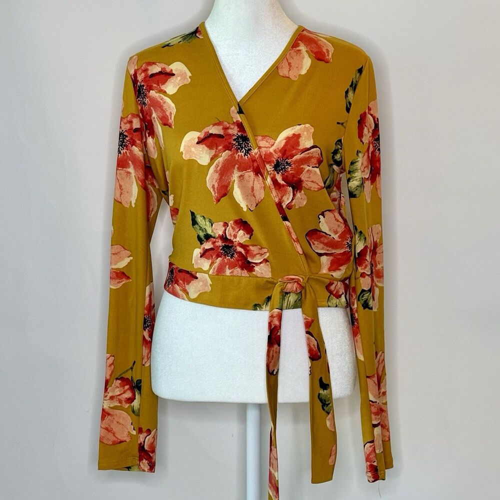 Mm Mm Mm Long Sleeve Knit Crop Top Womens XL Yellow Floral V-Neck Tie Front Boho